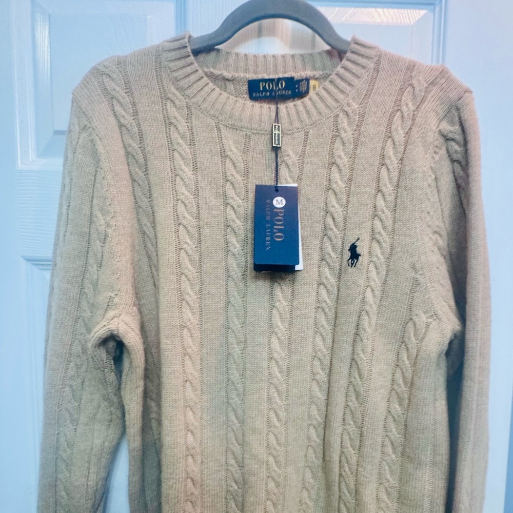Polo Ralph Lauren Wool Cable Knit Sweater.  New, never worn.NWT.  Men's Medium